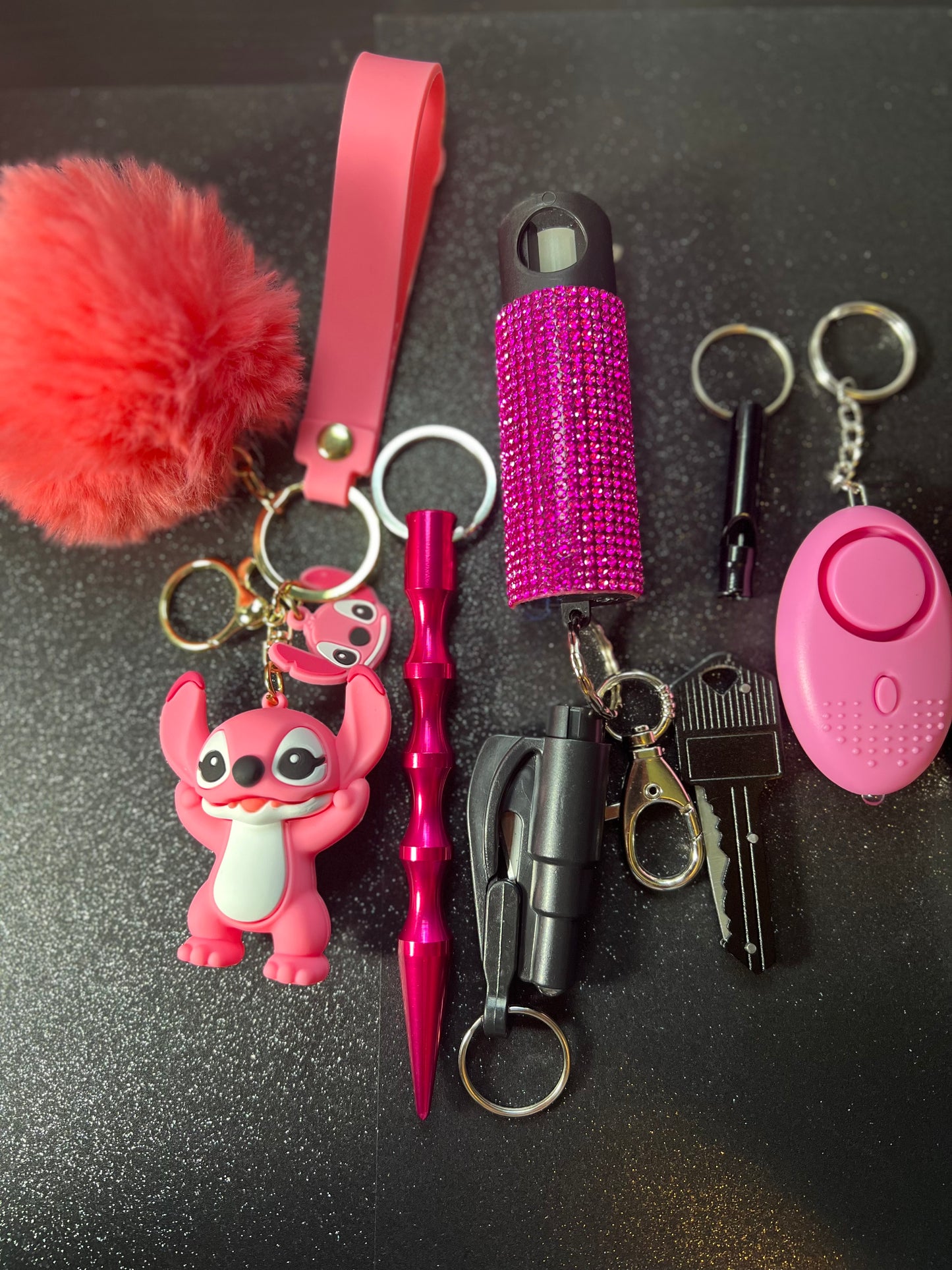 7 Piece Keychain Set