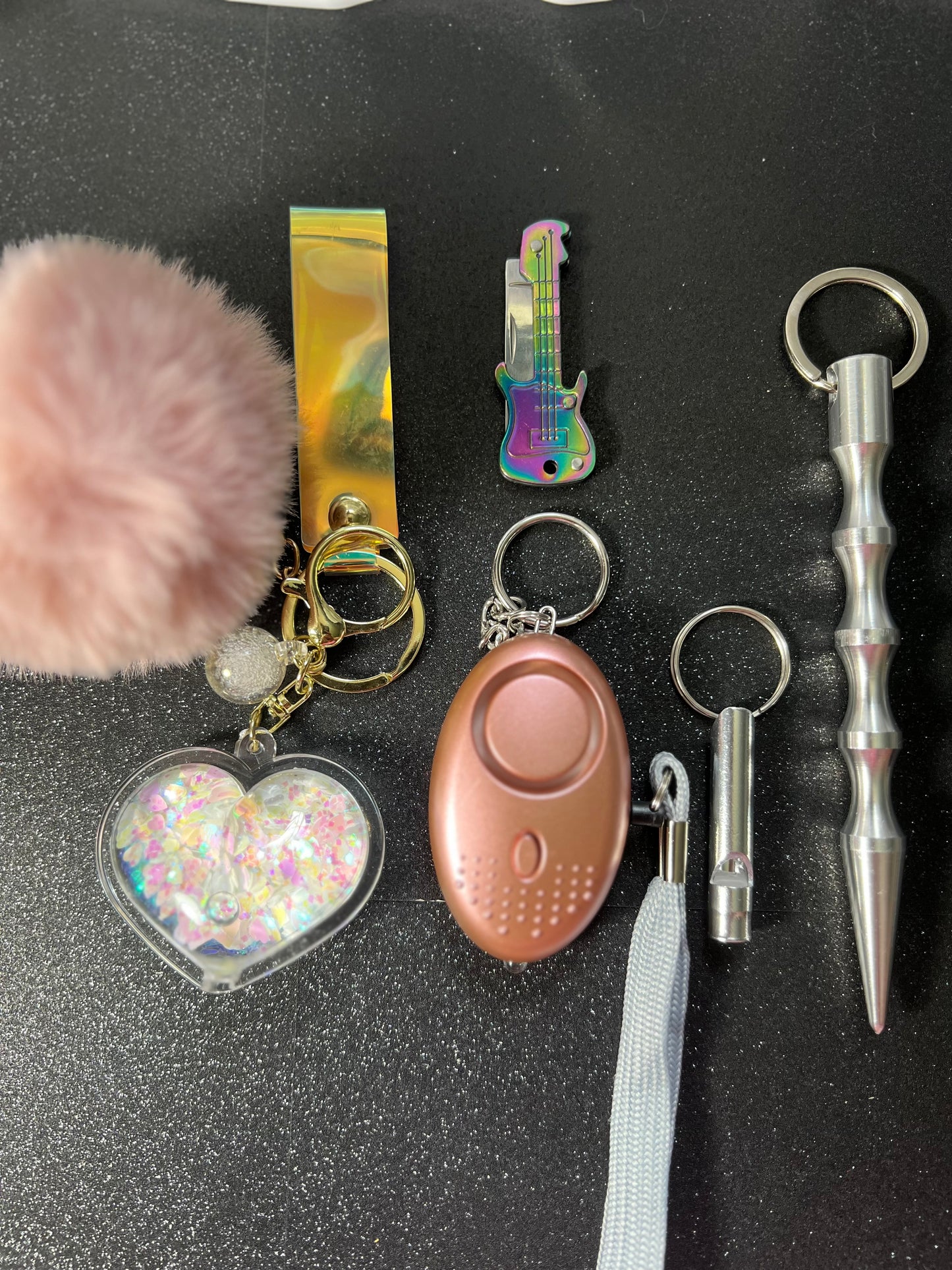 5 PIECE KEYCHAIN SET