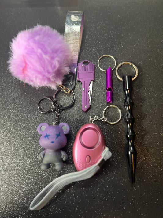 5 PIECE KEYCHAIN SET